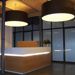 Empfangstheke mit Blick auf die Phlebologie